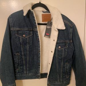 Levi’s Premium Ex-Boyfriend Trucker Jacket Denim Medium Blue Sherpa lined XS